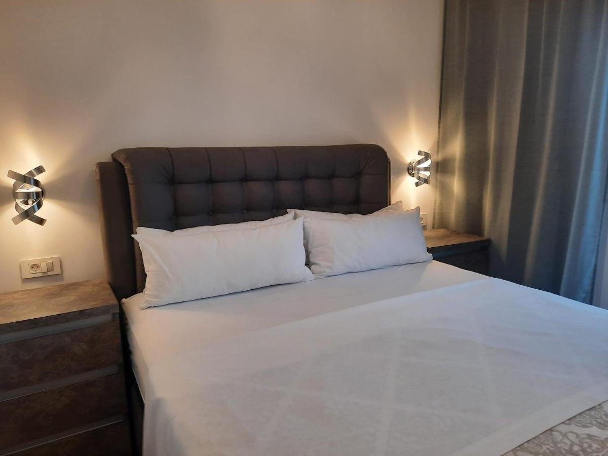 Apartment Anny De Luxe With Sea View Makarska Zewnętrze zdjęcie