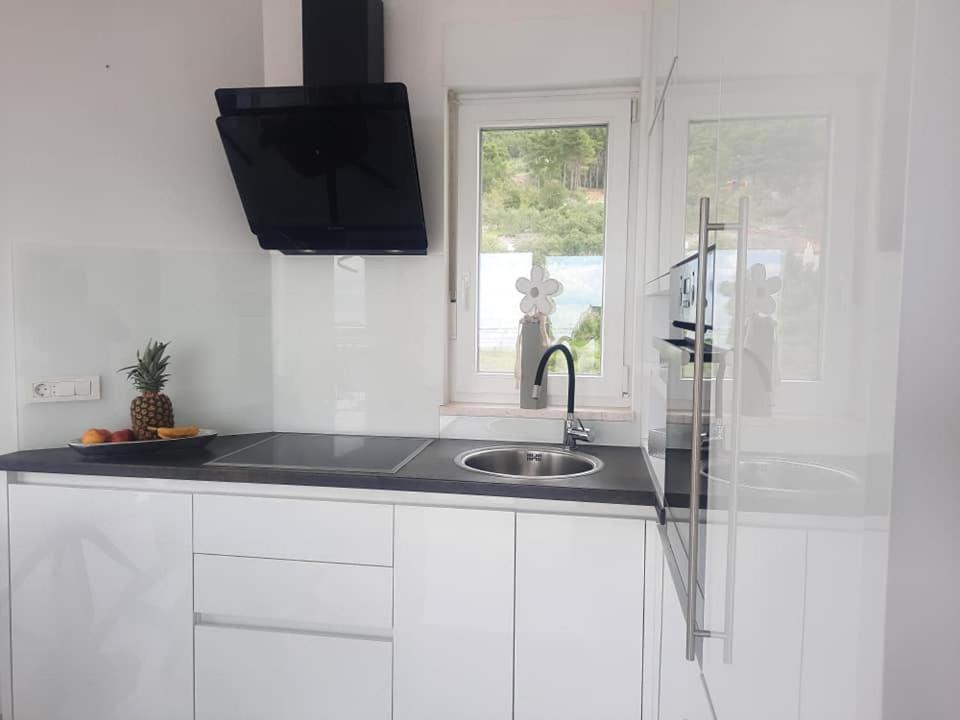 Apartment Anny De Luxe With Sea View Makarska Zewnętrze zdjęcie