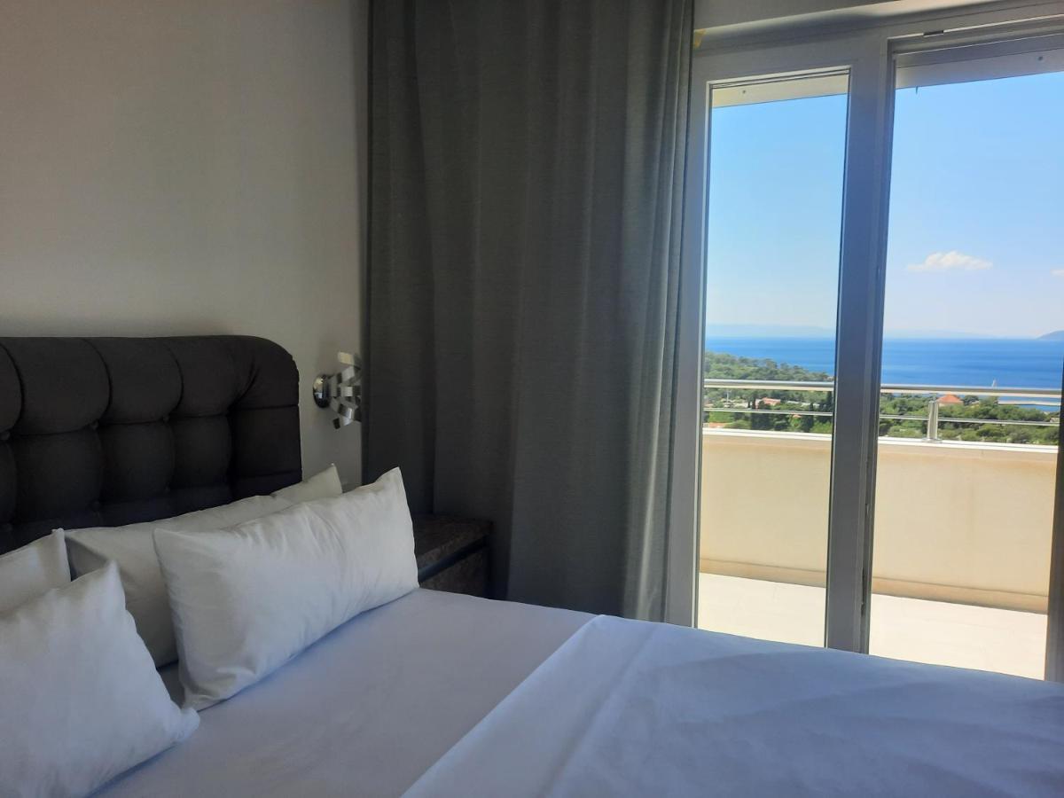 Apartment Anny De Luxe With Sea View Makarska Zewnętrze zdjęcie